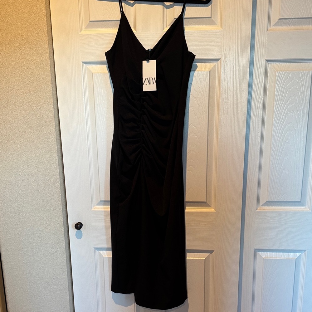 Zara Elegant Black Midi Dress